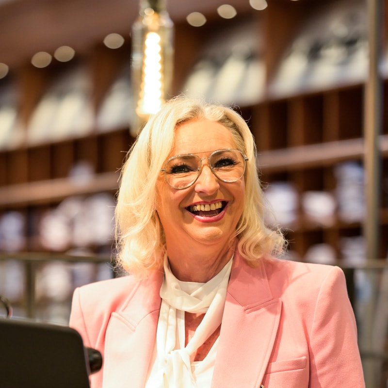 Filialleiterin Robert Ley Fashion Store - Mülheim-Kärlich