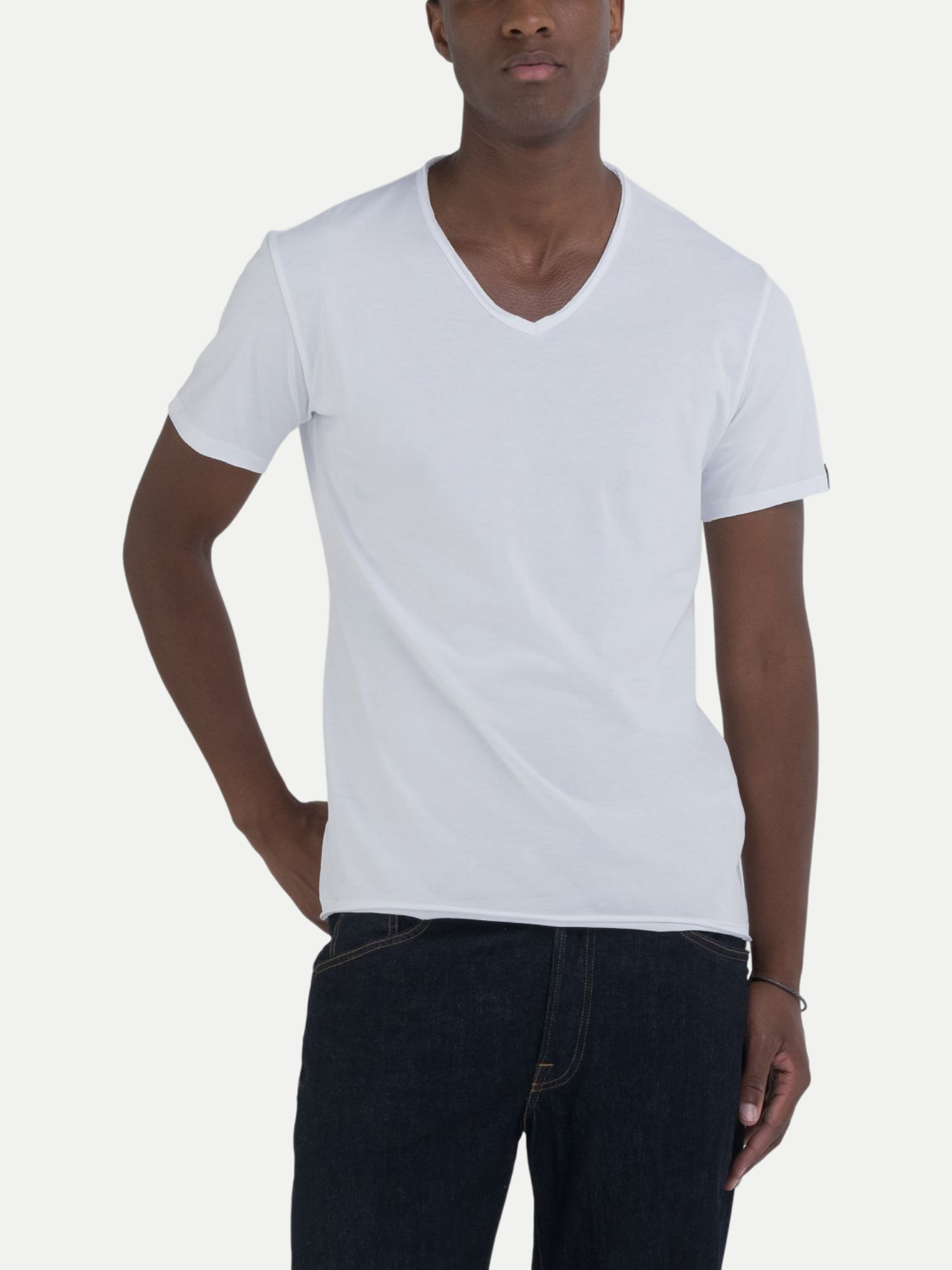 Basic T-Shirt mit V-Ausschnitt Weiß 3XL