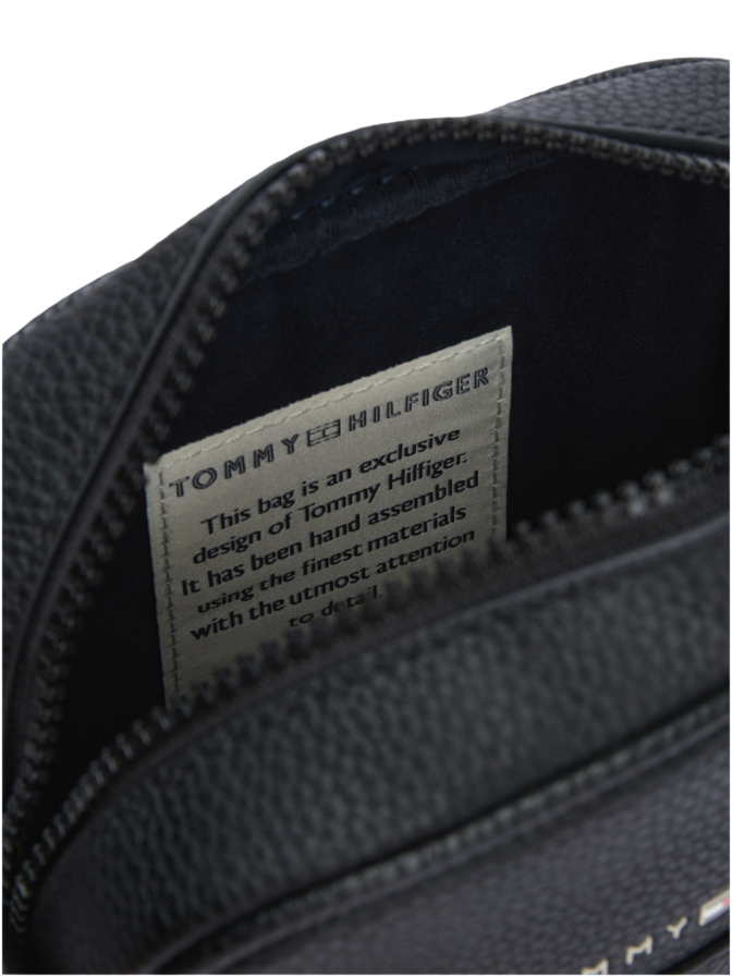 Tommy Hilfiger Umhängetasche bei Robert Ley