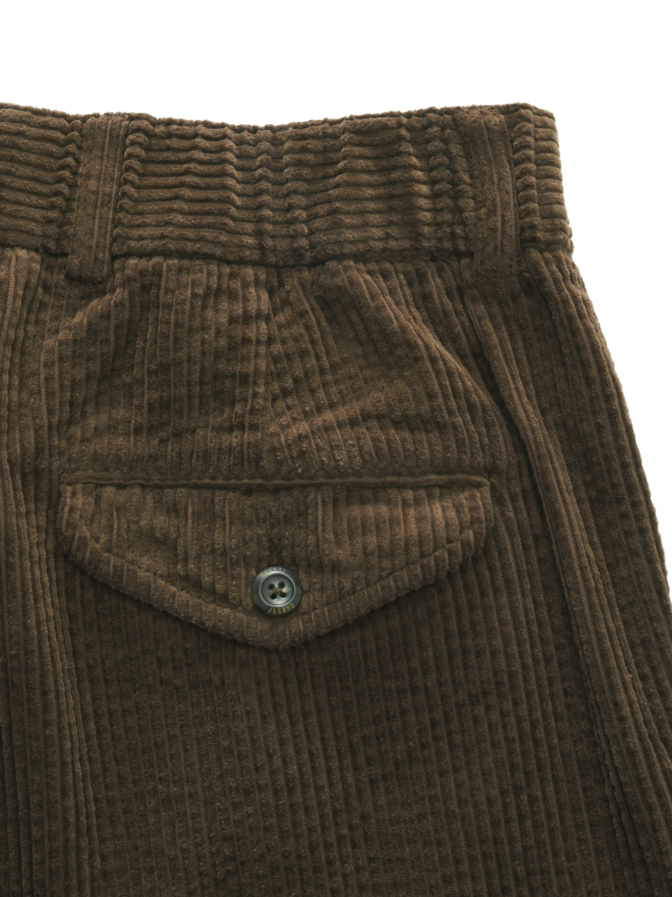 04651/ A trip in a bag Cordhose bei Robert Ley