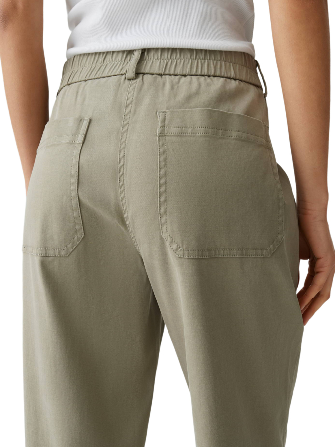 Opus Hose mit aufgesetzten Taschen Melina Urban bei Robert Ley