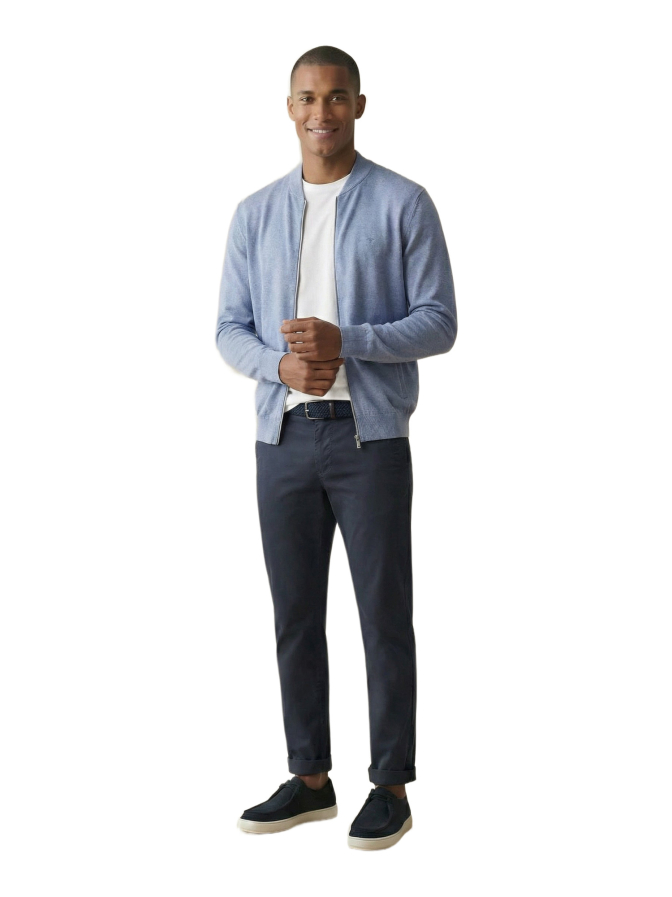 Fynch-Hatton Cardigan College, Superfine bei Robert Ley