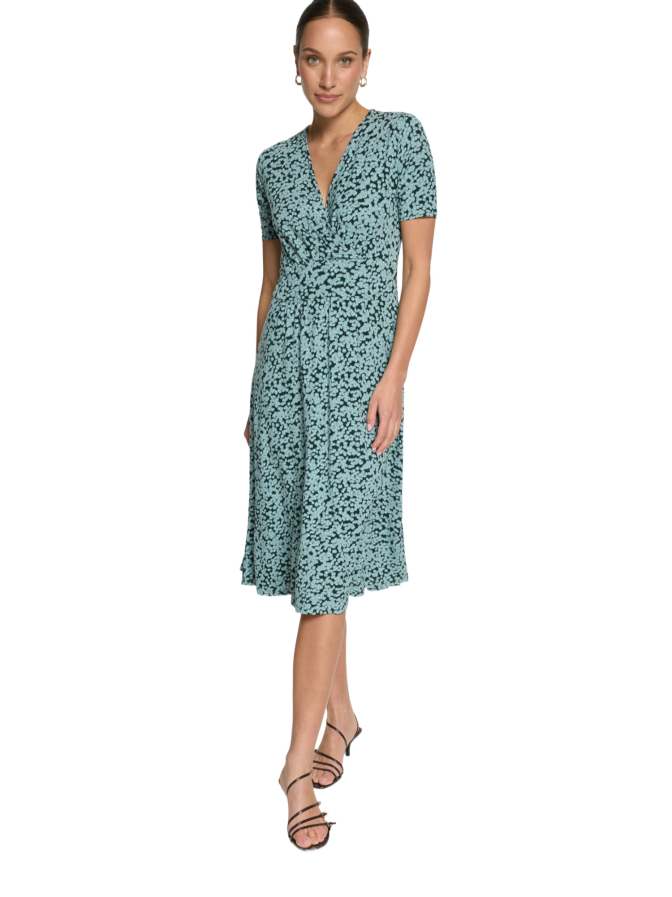 Zero Kleid bei Robert Ley