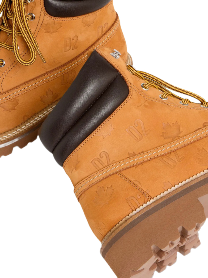 DSQUARED2 Boots mit eingravierten Logos bei Robert Ley