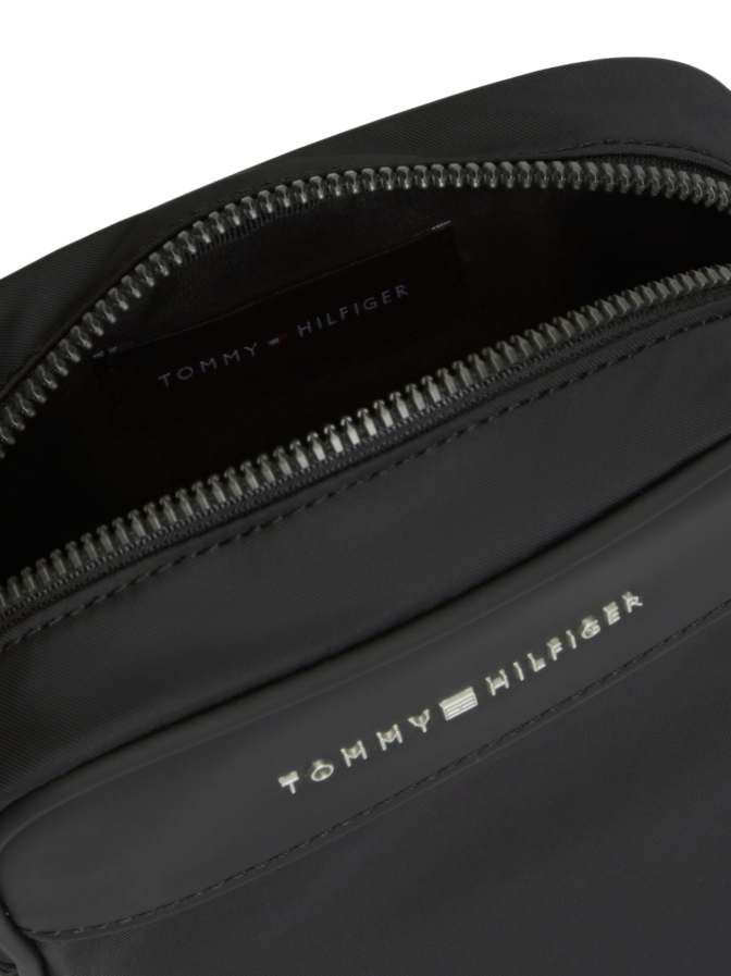 Tommy Hilfiger Crossbody Tasche bei Robert Ley