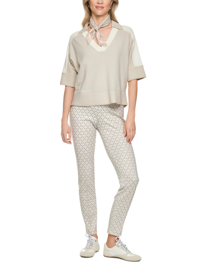 Marc Cain Zweifarbiger V-Pullover bei Robert Ley