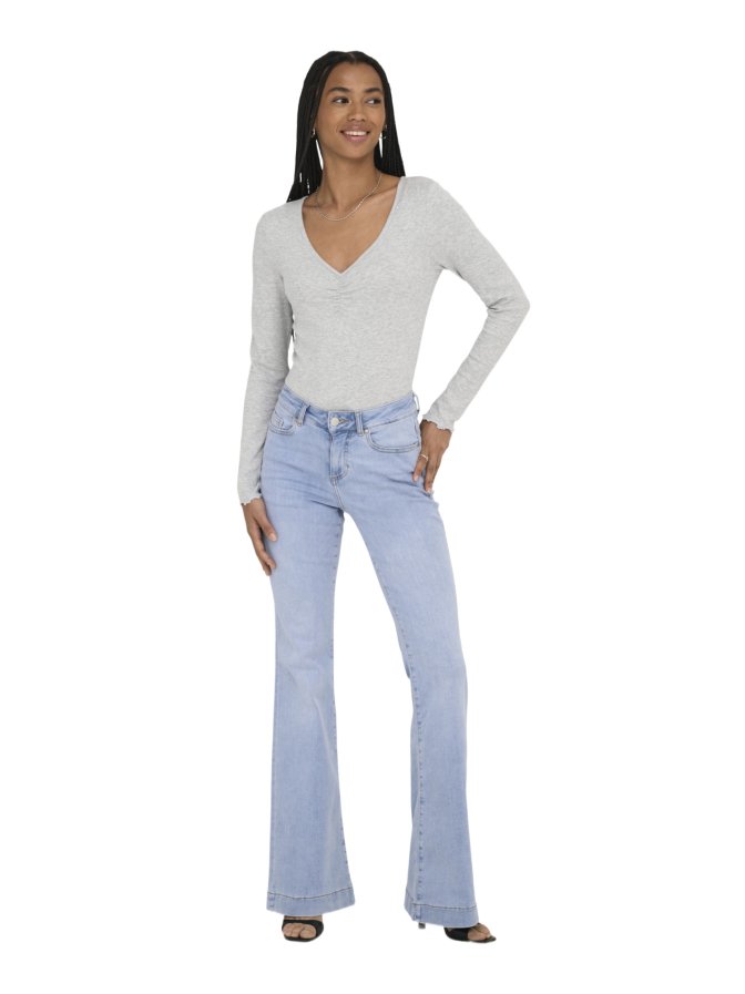 Only ONLBLUSH MD RETRO FLARED DNM DIA322 bei Robert Ley