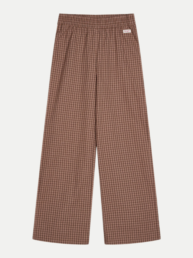 OH APRIL Hose Hazel mit weitem Bein bei Robert Ley