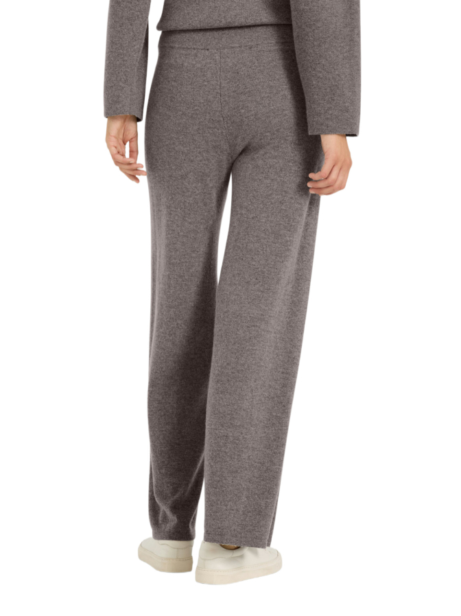 Juvia Hose Frieda bei Robert Ley