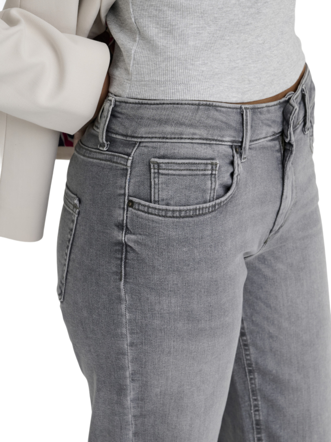 Only Straight-Leg Jeans ONLBLUSH bei Robert Ley