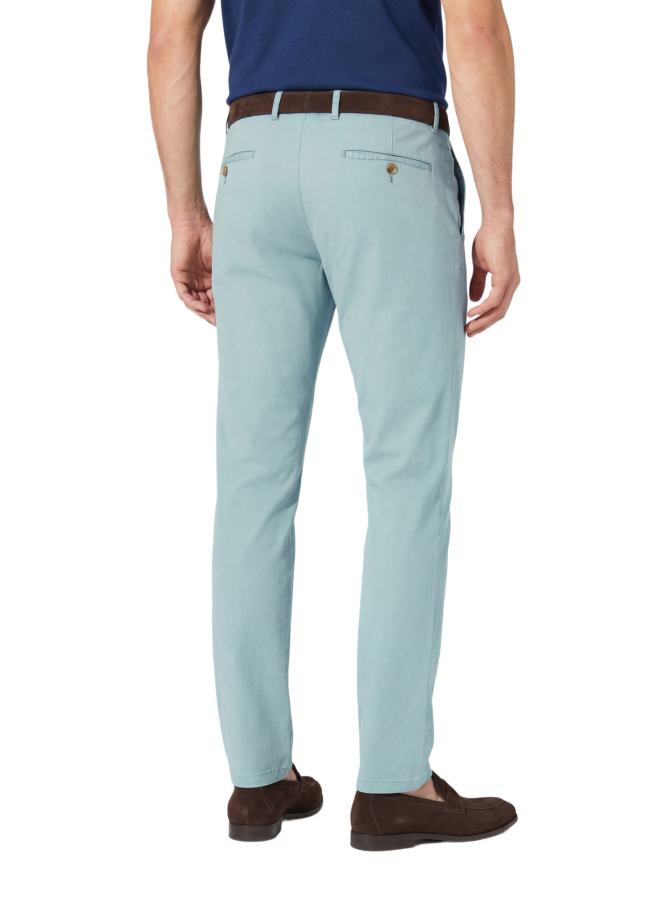 HILTL Slim-Fit Chino Tourist 2.0 bei Robert Ley