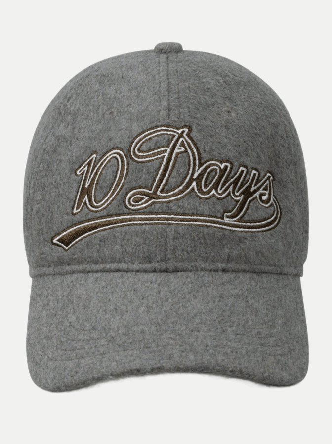 10 Days Baseball-Cap bei Robert Ley