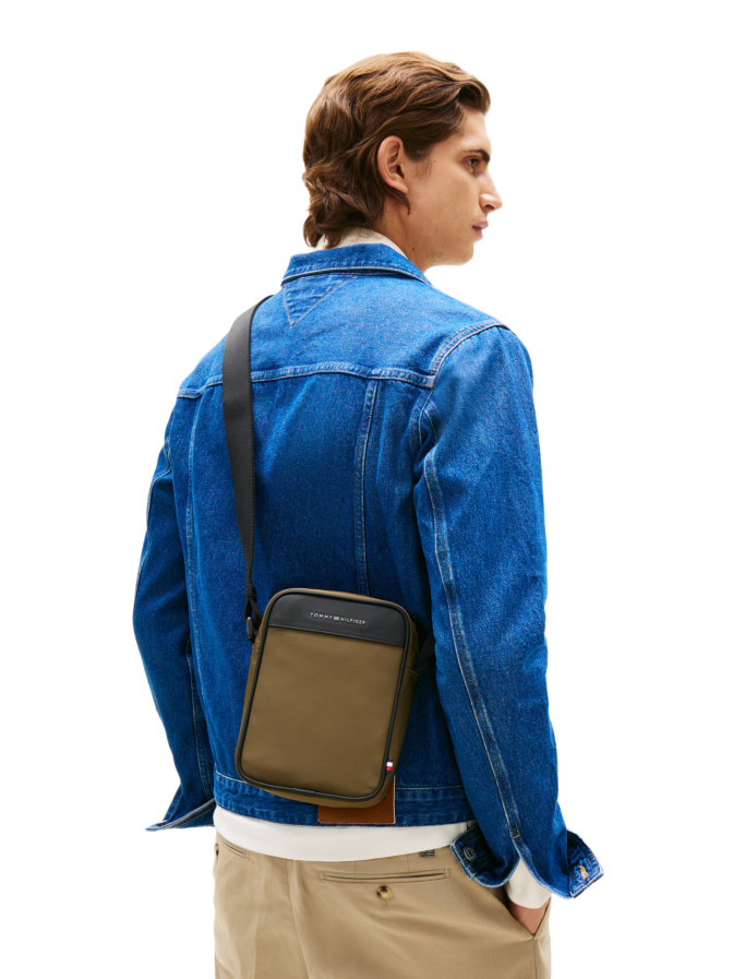Tommy Hilfiger Crossbody Tasche bei Robert Ley