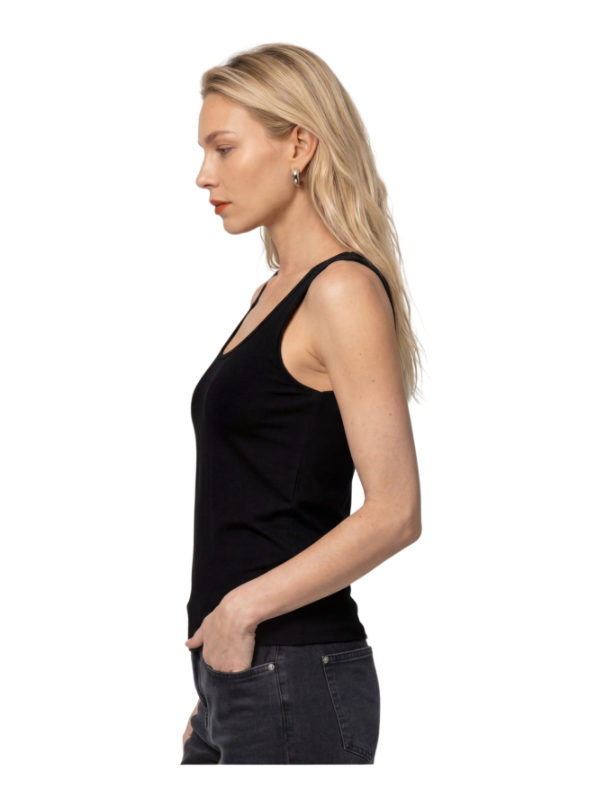 Monari Basic- Top bei Robert Ley