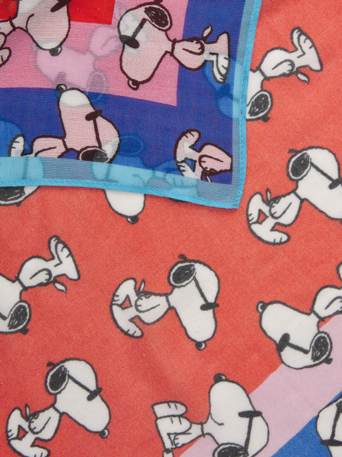 Codello Bandana mit Snoopy-Motiven 60x60 cm bei Robert Ley