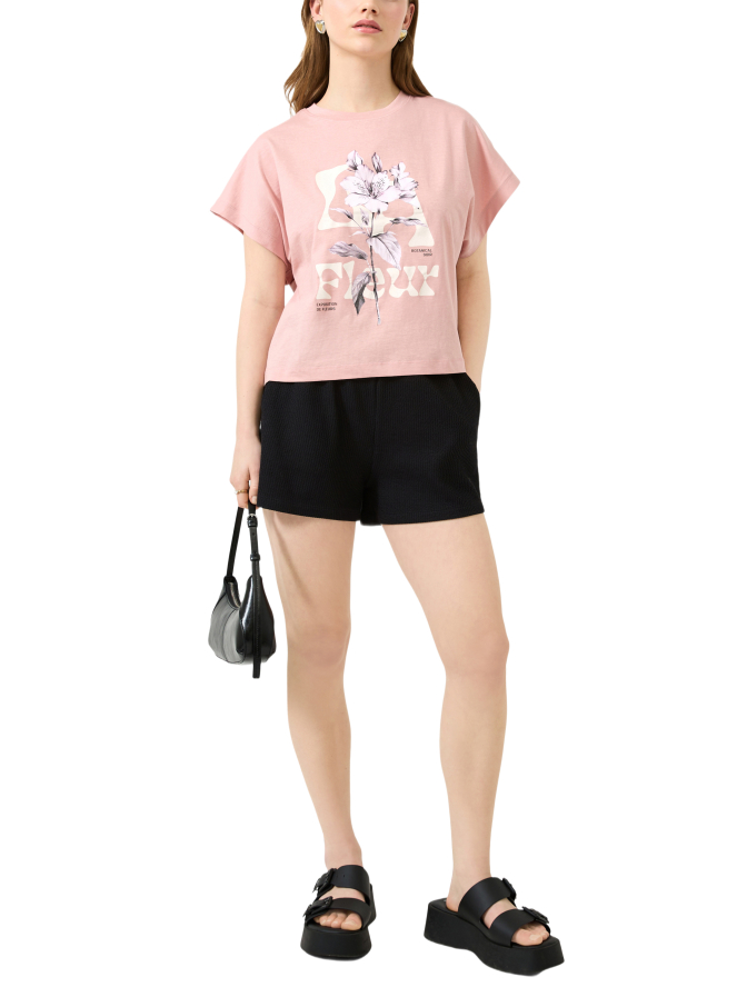Q/S designed by Strukturierte Shorts bei Robert Ley