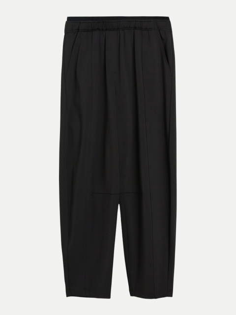 s.Oliver BLACK LABEL Barrel-Leg-Hose mit Elastikbund bei Robert Ley