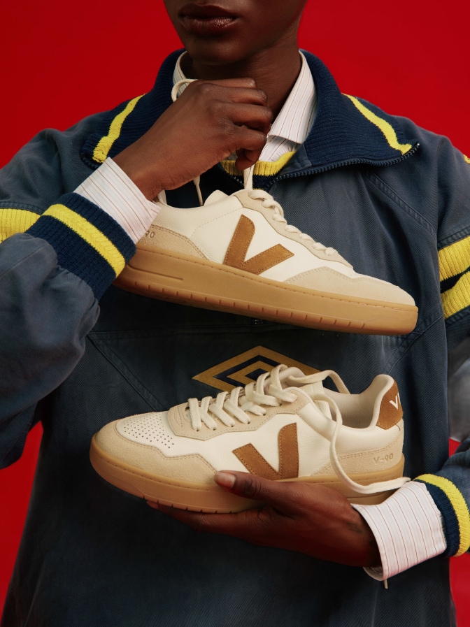 Veja Sneaker V-90 bei Robert Ley