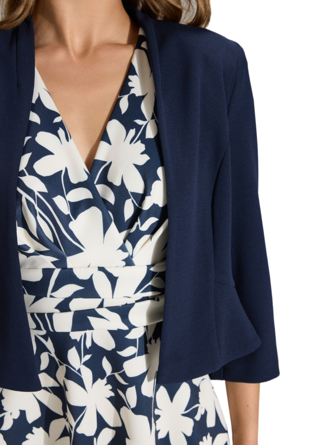 Swing Taillierte Jacke aus Jersey Crêpe bei Robert Ley