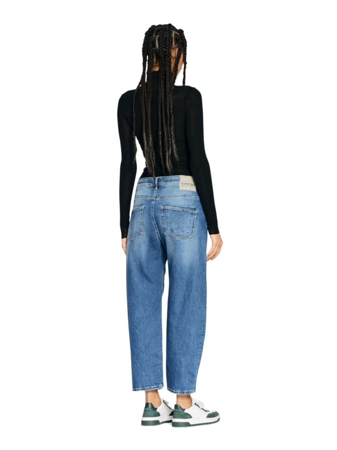 Gang Shape-Fit Hose Ida bei Robert Ley