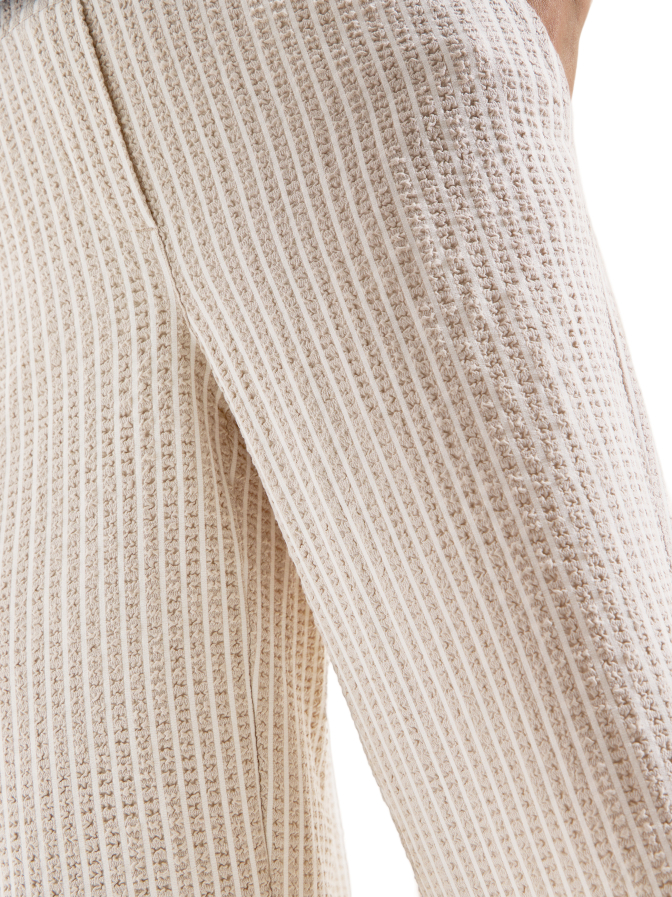 Cecil Hose Style Neele bei Robert Ley