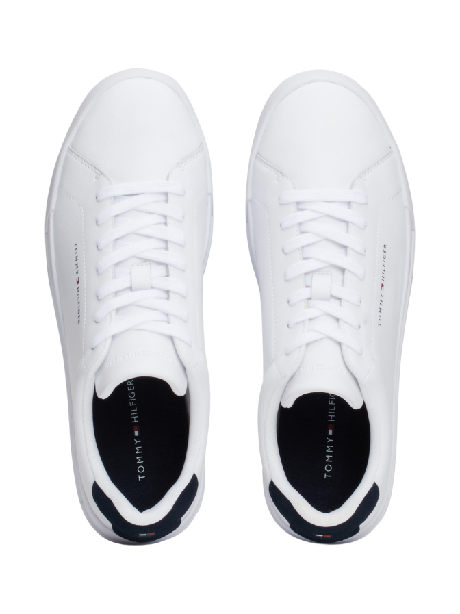 Tommy Hilfiger Court-Sneaker aus Narbenleder bei Robert Ley