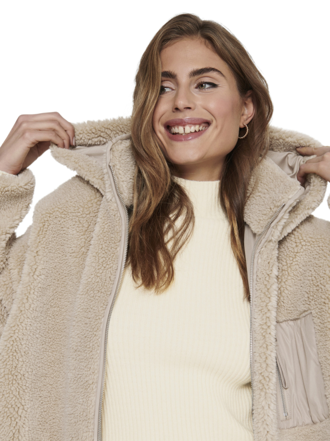 Only Mantel ONLSASCHA SHERPA bei Robert Ley