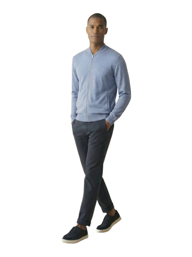Fynch-Hatton Cardigan College, Superfine bei Robert Ley