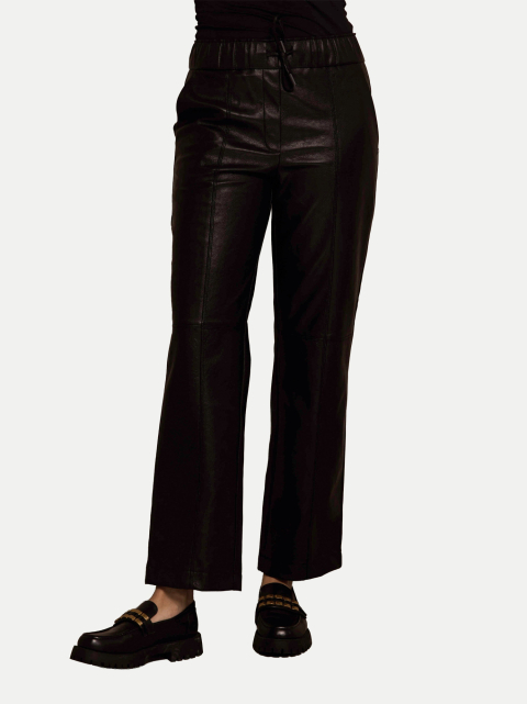 Zhrill Hose ZHWaya bei Robert Ley