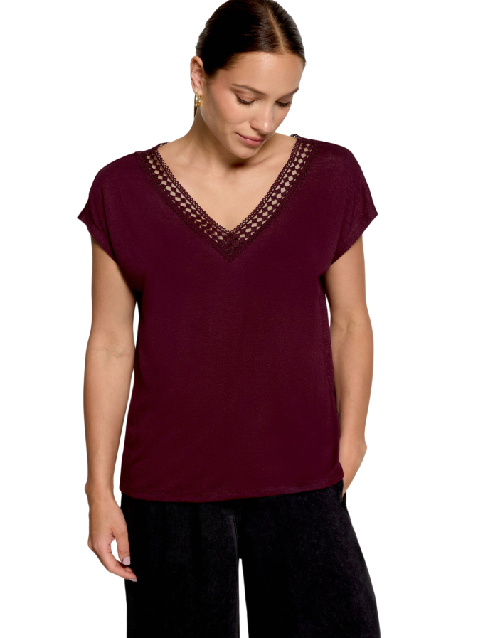 Zero Shirt mit V-Ausschnitt bei Robert Ley