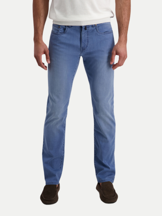 Pierre Cardin Jeans bei Robert Ley