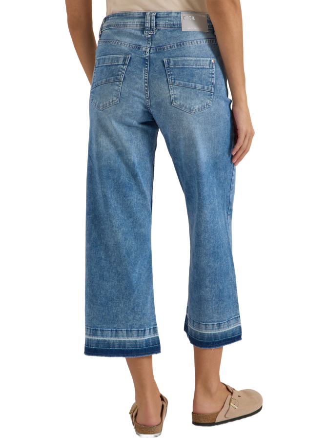 Cecil Jeans EOS_Neele bei Robert Ley