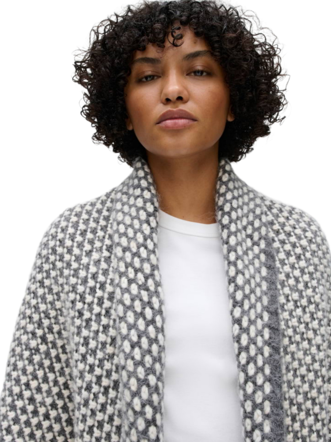 Opus Strickcape Amaryllis bei Robert Ley