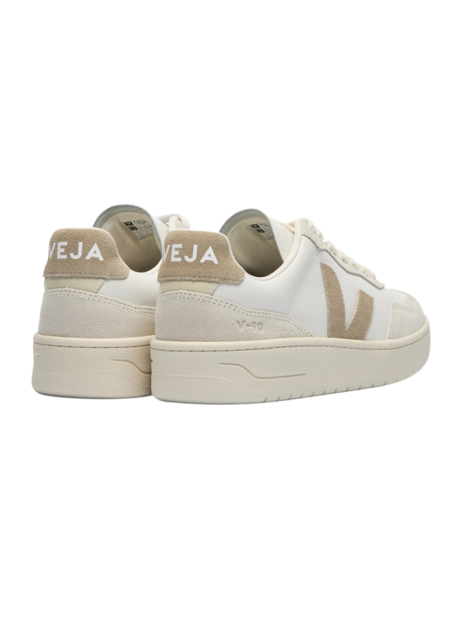 Veja Sneaker V-90 bei Robert Ley