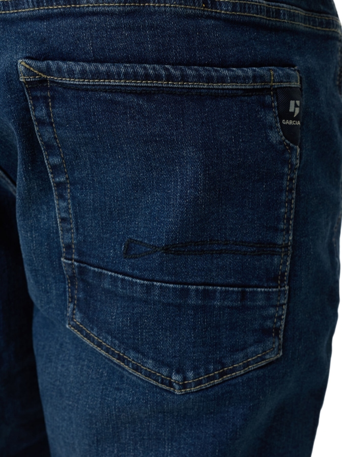 Garcia Tapered Fit Jeans Russo 611 bei Robert Ley