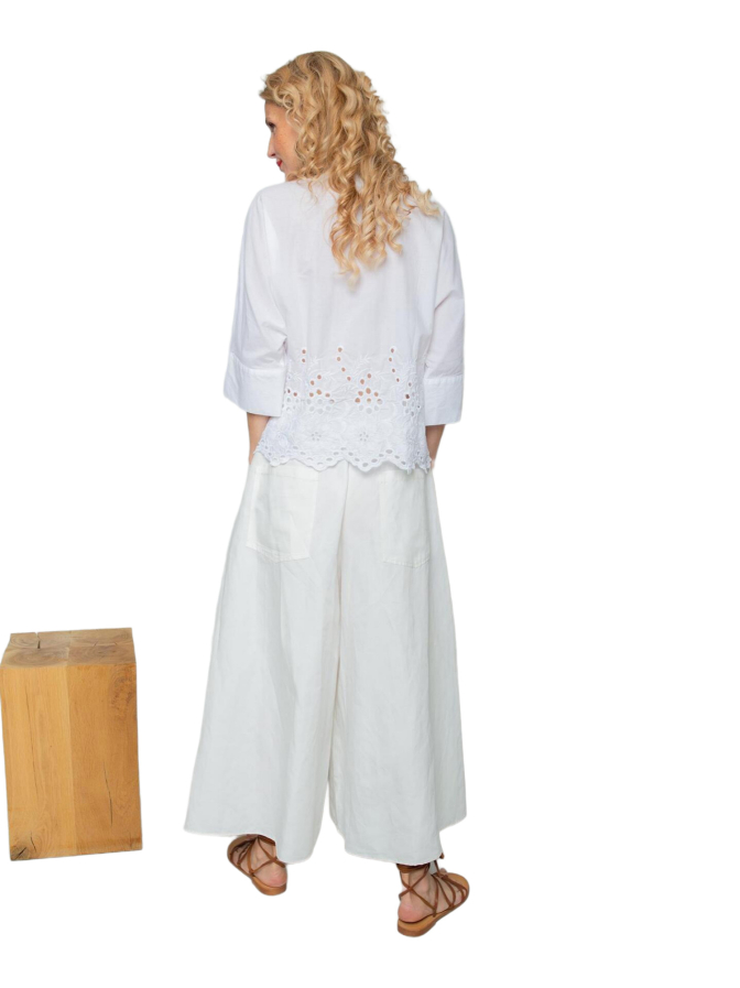 Emily Van Den Bergh Bluse mit Lochstickerei am Saum bei Robert Ley