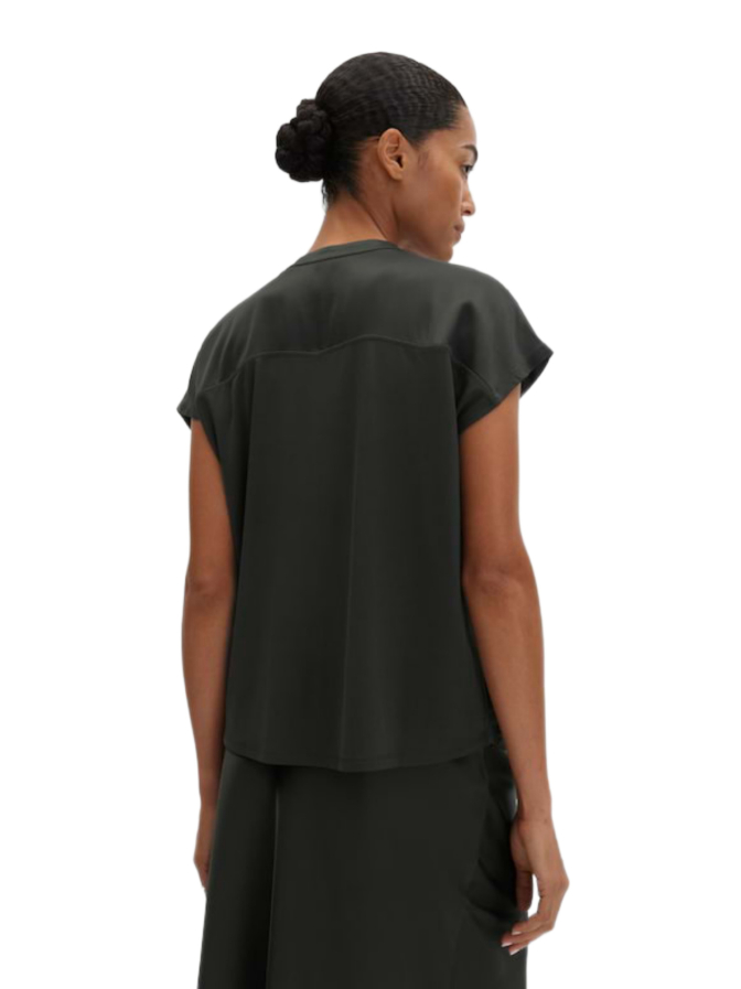 someday Jerseyshirt Koralie detail im Materialmix bei Robert Ley