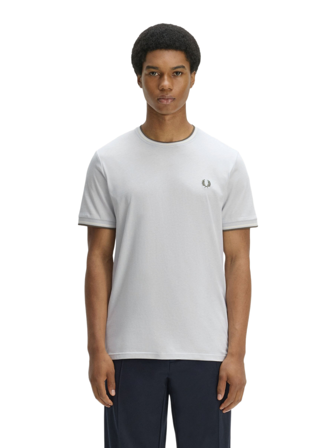 Fred Perry T-Shirt mit Doppelstreifen bei Robert Ley