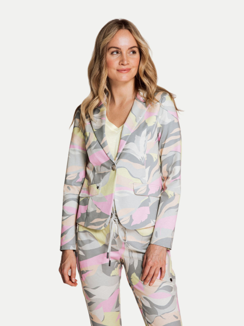 Zhrill Blazer Betsy bei Robert Ley