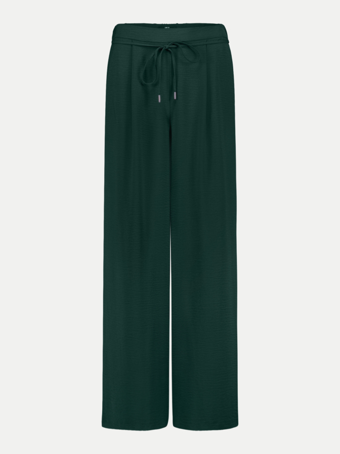 Zero Hose bei Robert Ley