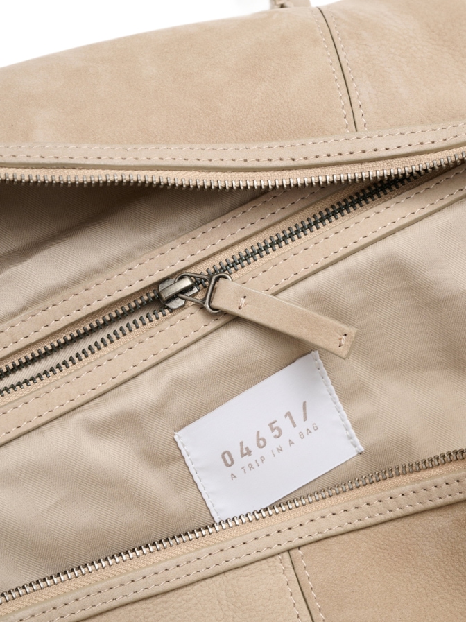 04651/ A trip in a bag Weekender 3 Day Bag bei Robert Ley