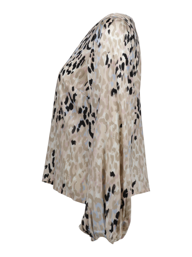 IVI Collection Lockere Seidenbluse mit Leo-Design bei Robert Ley