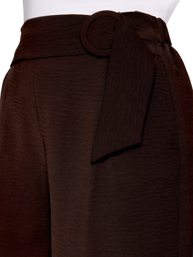 Zero Bermuda-Shorts mit Gürtel bei Robert Ley