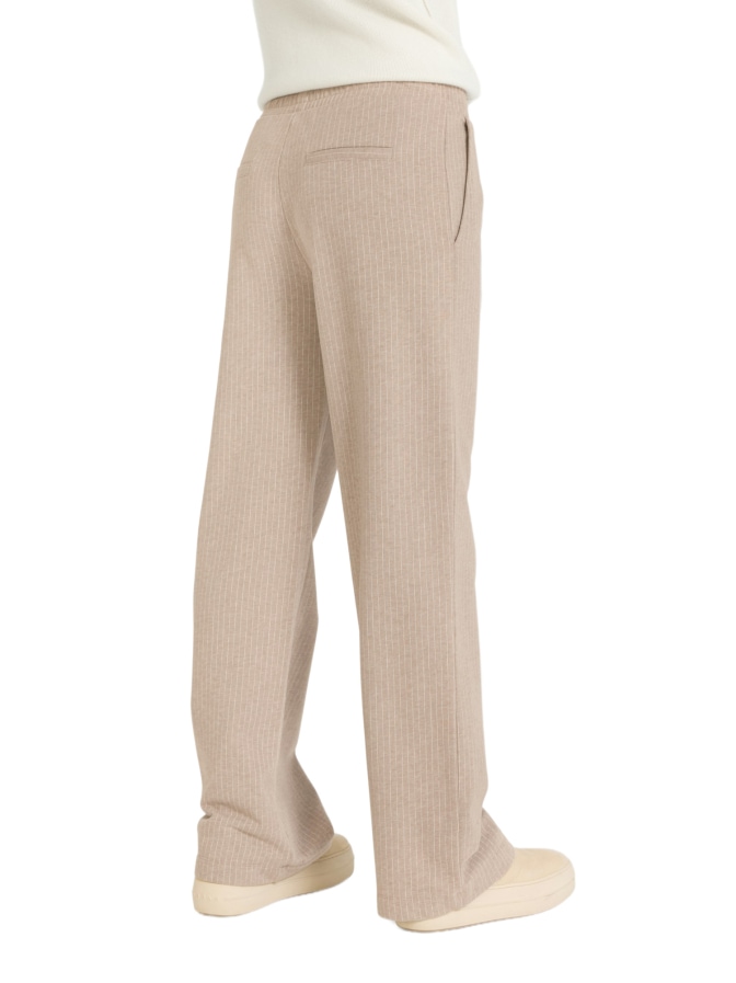 Juvia Wide-Fit Sweatpants Marisa Fleece bei Robert Ley