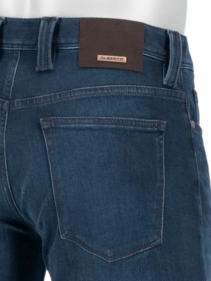 Alberto PIPE  Lefthand Denim bei Robert Ley