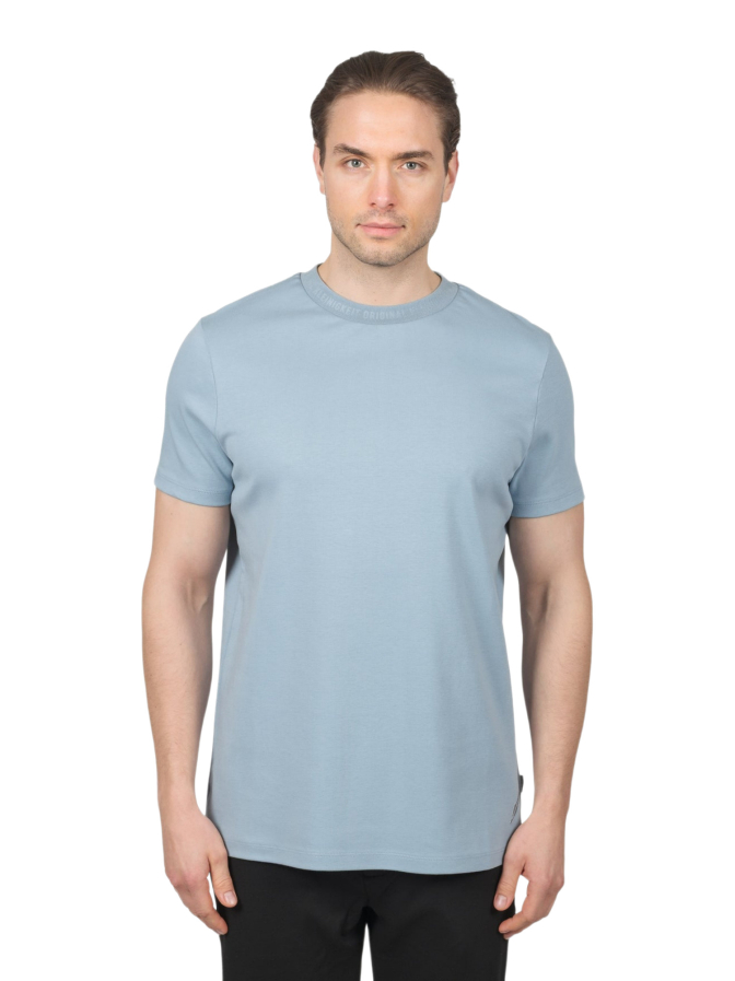 Kleinigkeit T-Shirt Unterragend bei Robert Ley