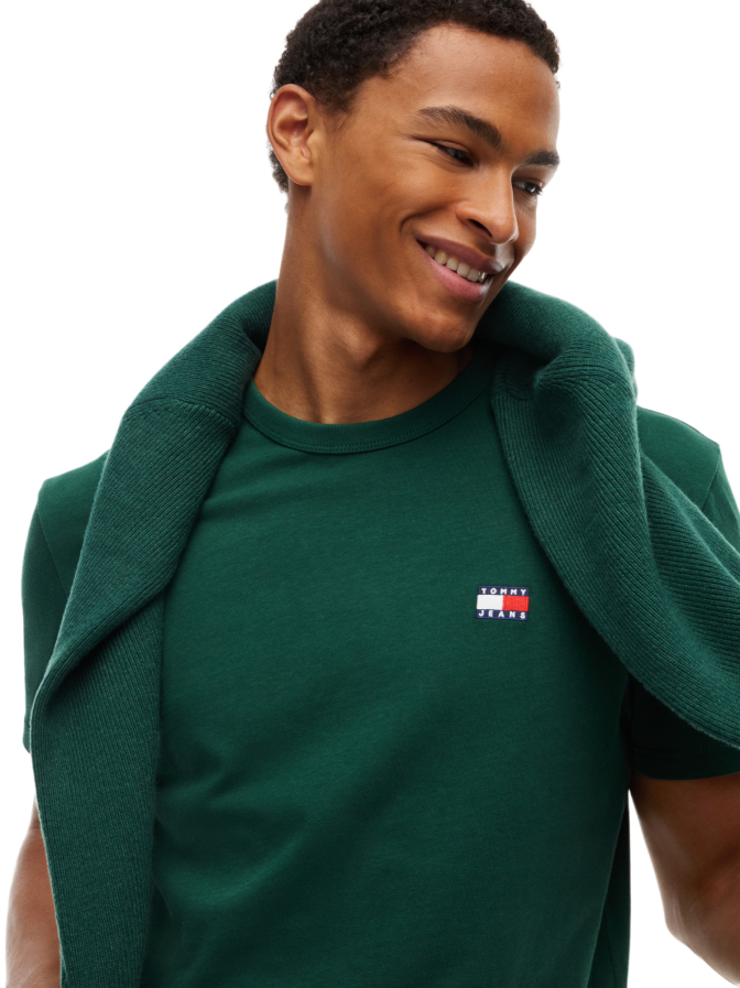 Tommy Jeans Regular-Fit T-Shirt mit Badge bei Robert Ley