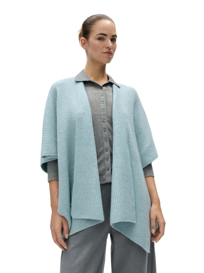 Opus Rippstrickcape Ablanki bei Robert Ley