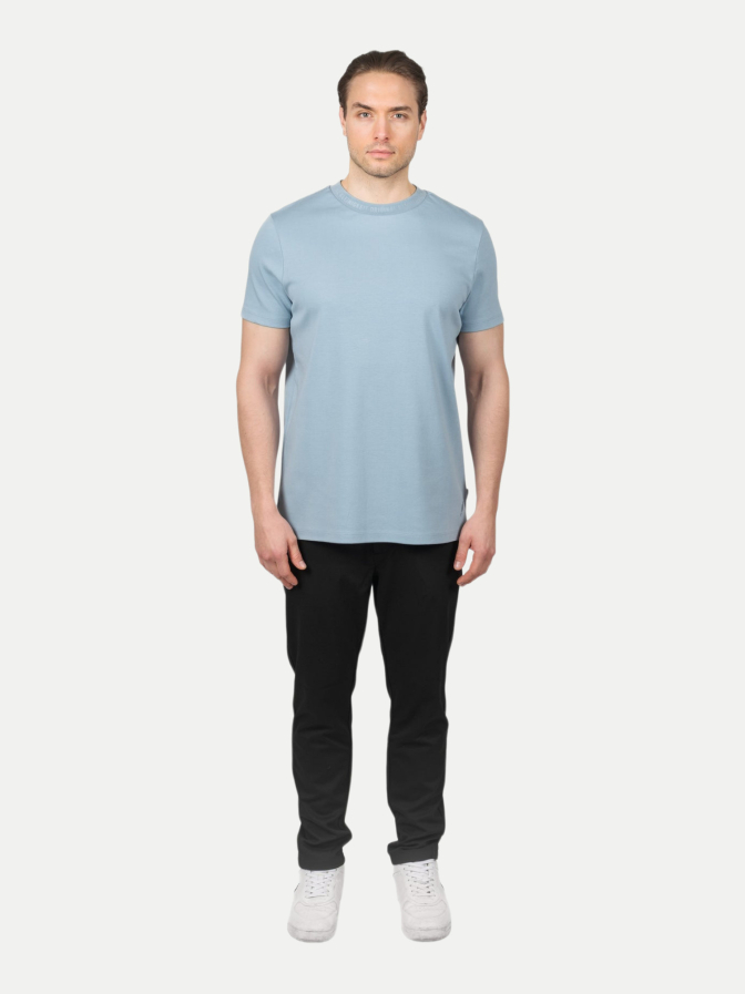 Kleinigkeit T-Shirt Unterragend bei Robert Ley