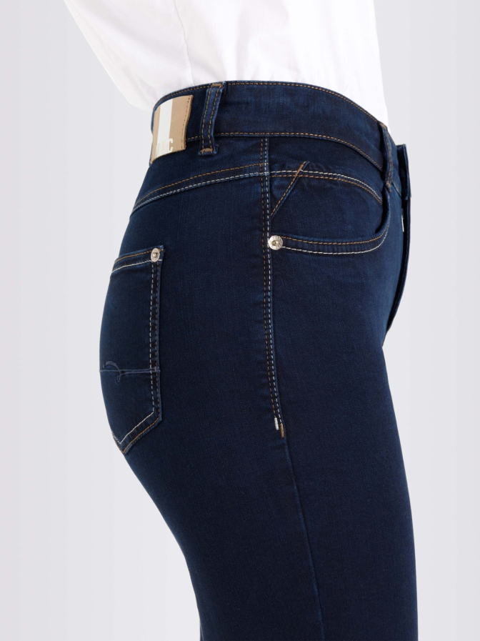 Mac Straight Fit Jeans mit Label-Patch bei Robert Ley